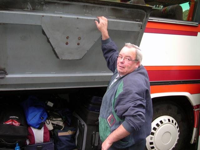 05_offtour 394.JPG - Zweitagestour der Offiziere mit Frauen und der Throngemeinschaft 2005 mit dem Buss nach Rees.